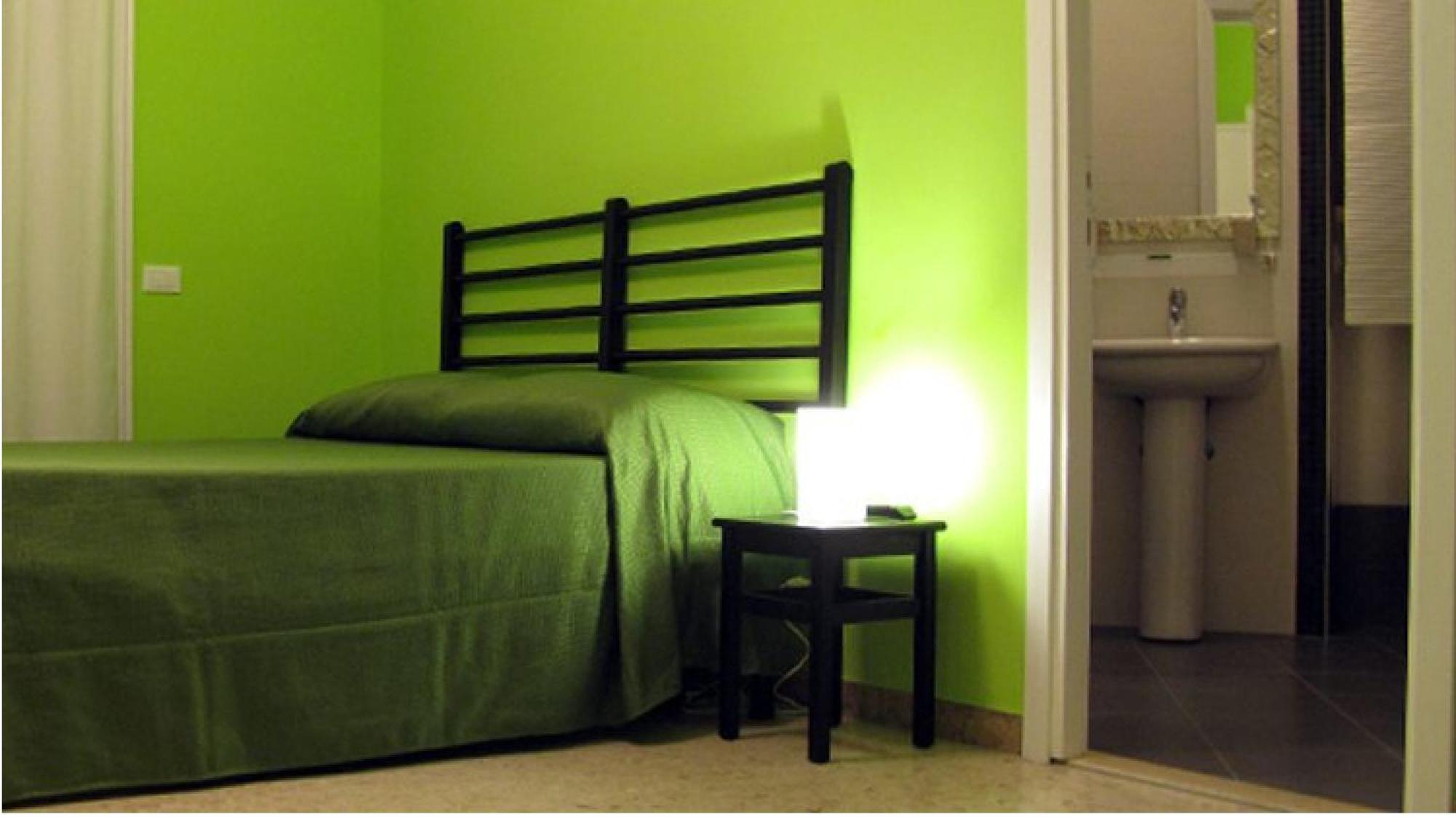 Arches Inn Rome Room photo
